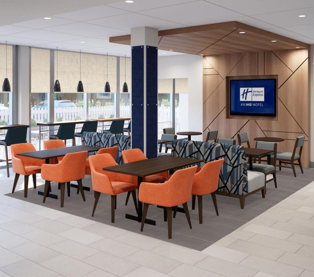 Holiday Inn Express & Suites Oscoda By Ihg Exterior foto